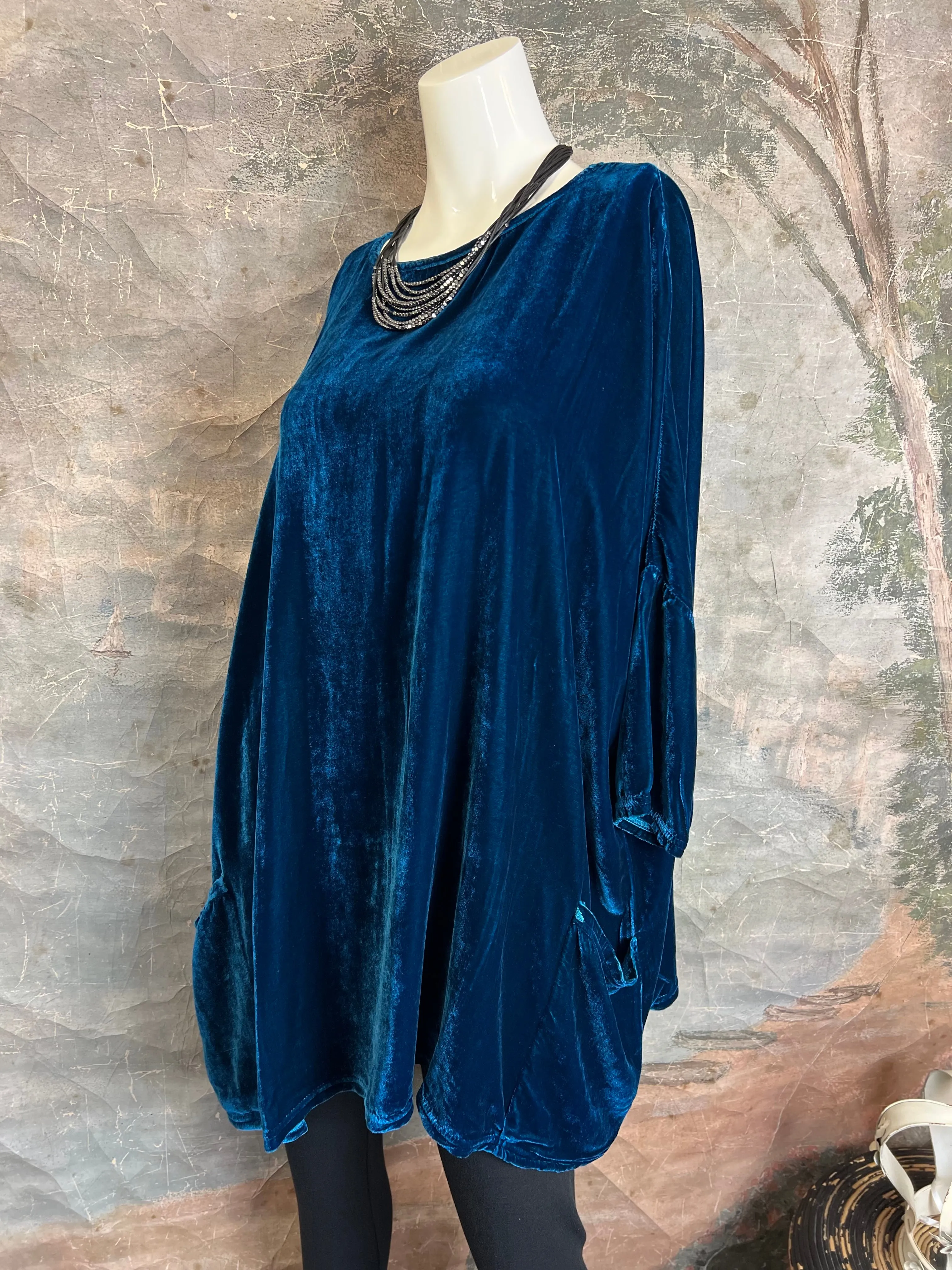 6024 CUTLOOSE Velvet 2 Pkt Top-undersea