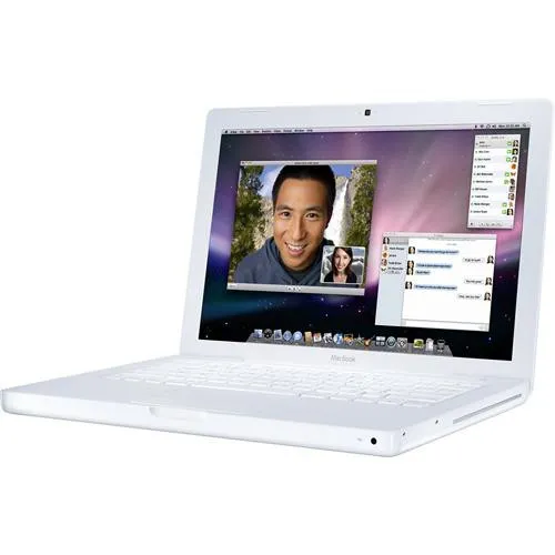 Apple MacBook 13.3" Core 2 Duo P7450 2.13GHz 2GB RAM 160GB Notebook MC240LL/A