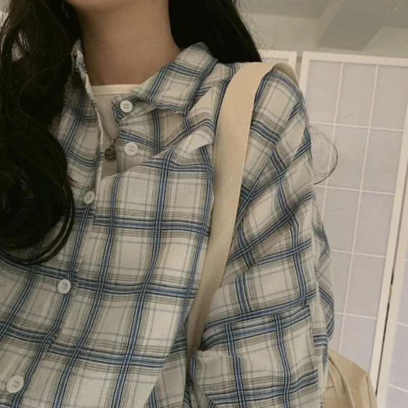 Autumn Women Plaid Shirt Oversized Lantern Sleeve Vintage Turn Down Collar Ladies Casual Vintage Button Up Loose Tops