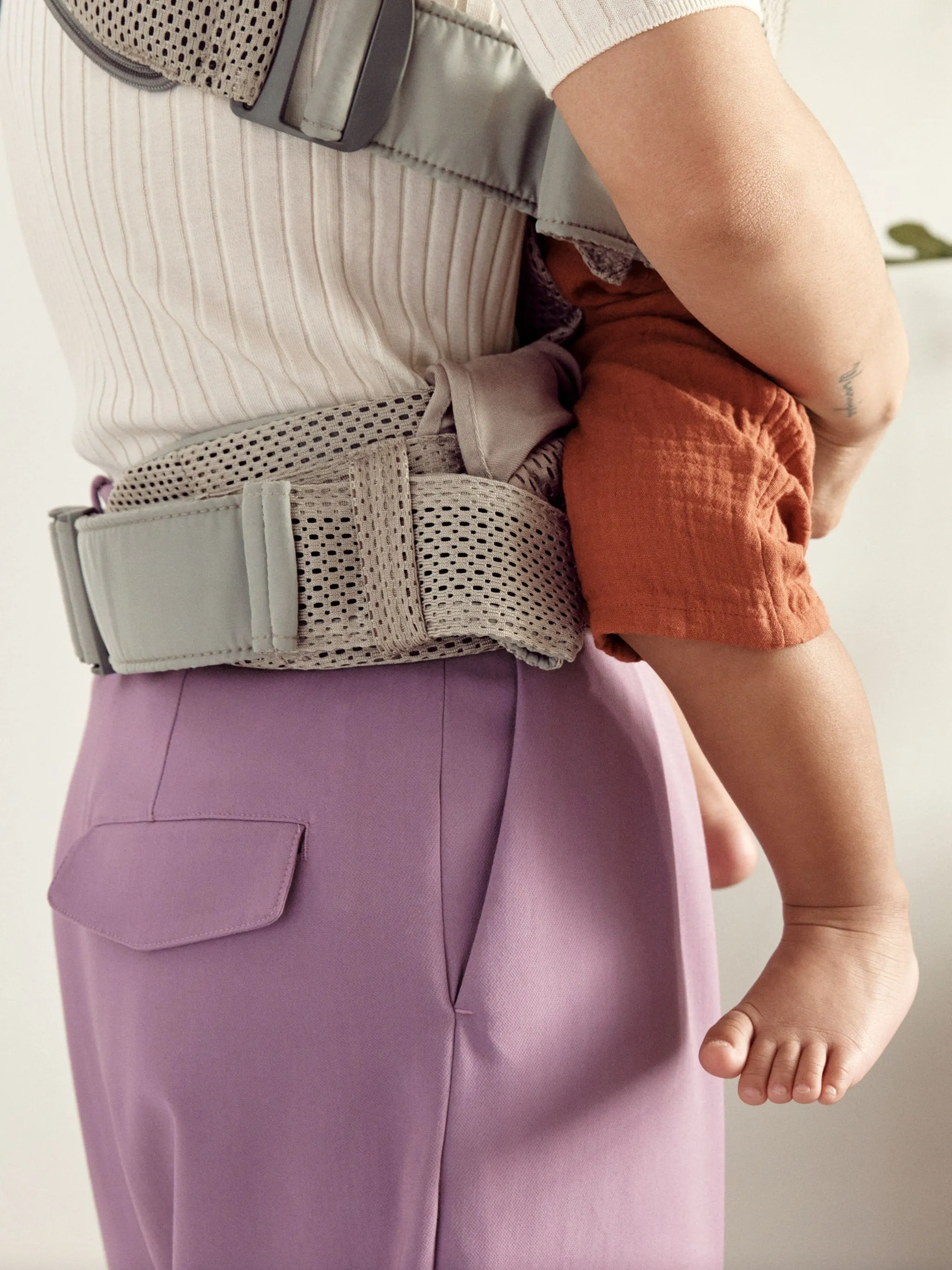 BabyBjorn Draagzak One Cotton 3D Mesh Grijs Beige