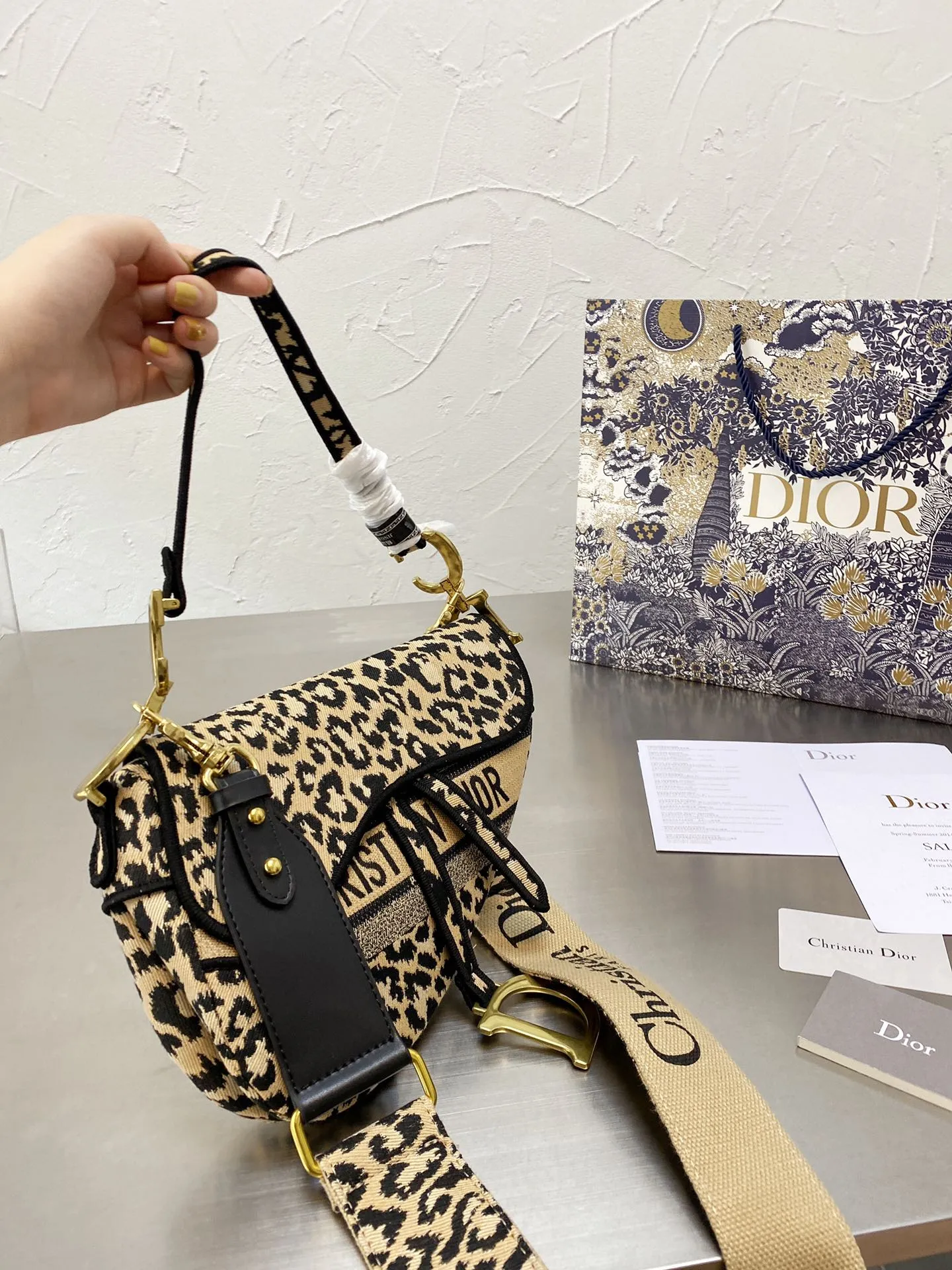 Designer Handbags DR 328