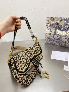 Designer Handbags DR 328