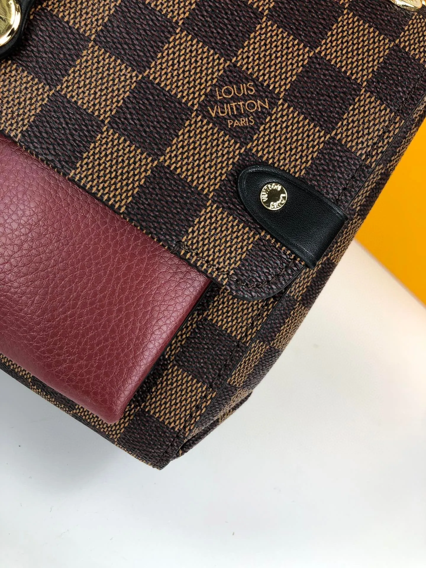 Designer Handbags LN 053