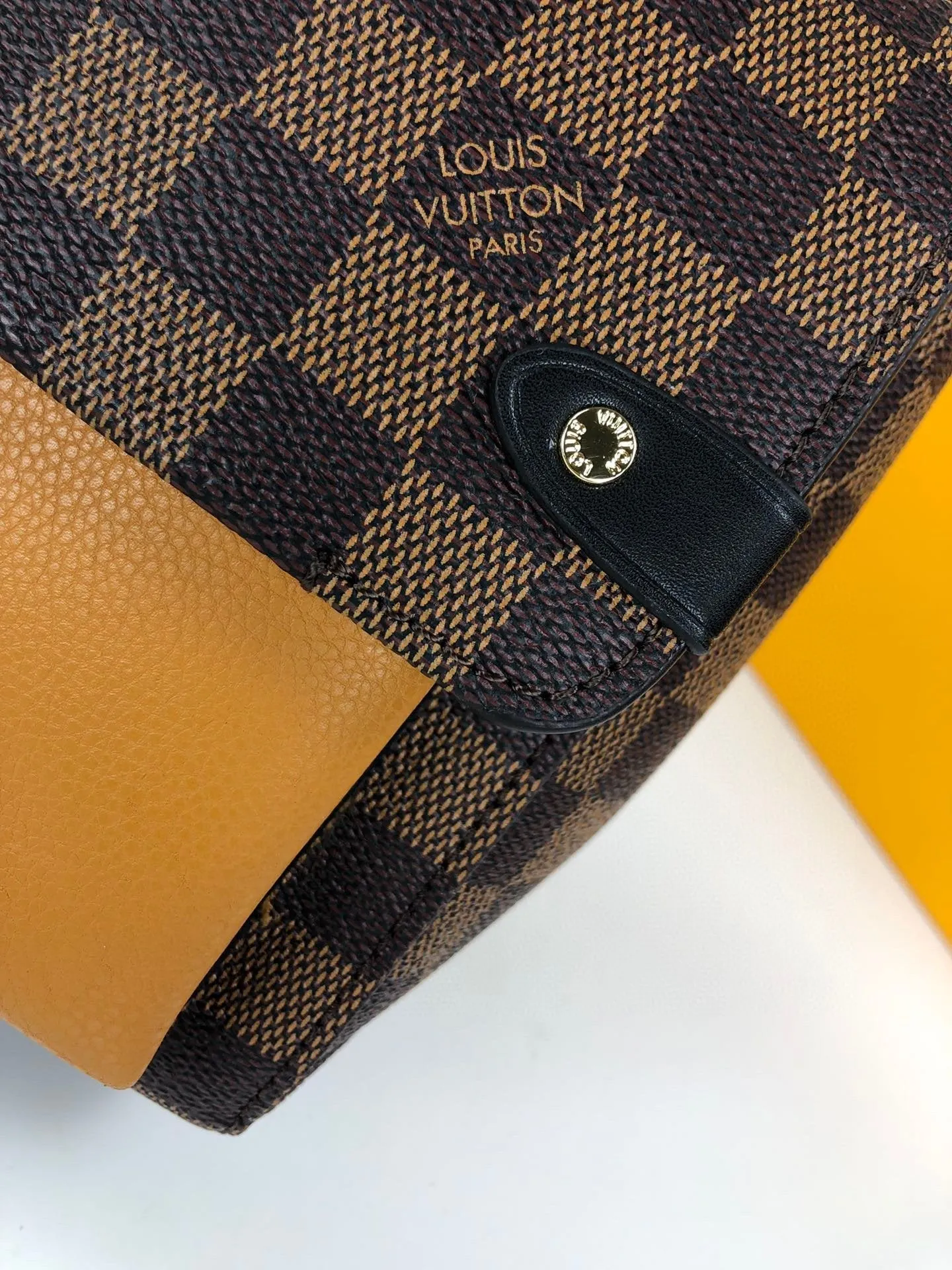 Designer Handbags LN 053