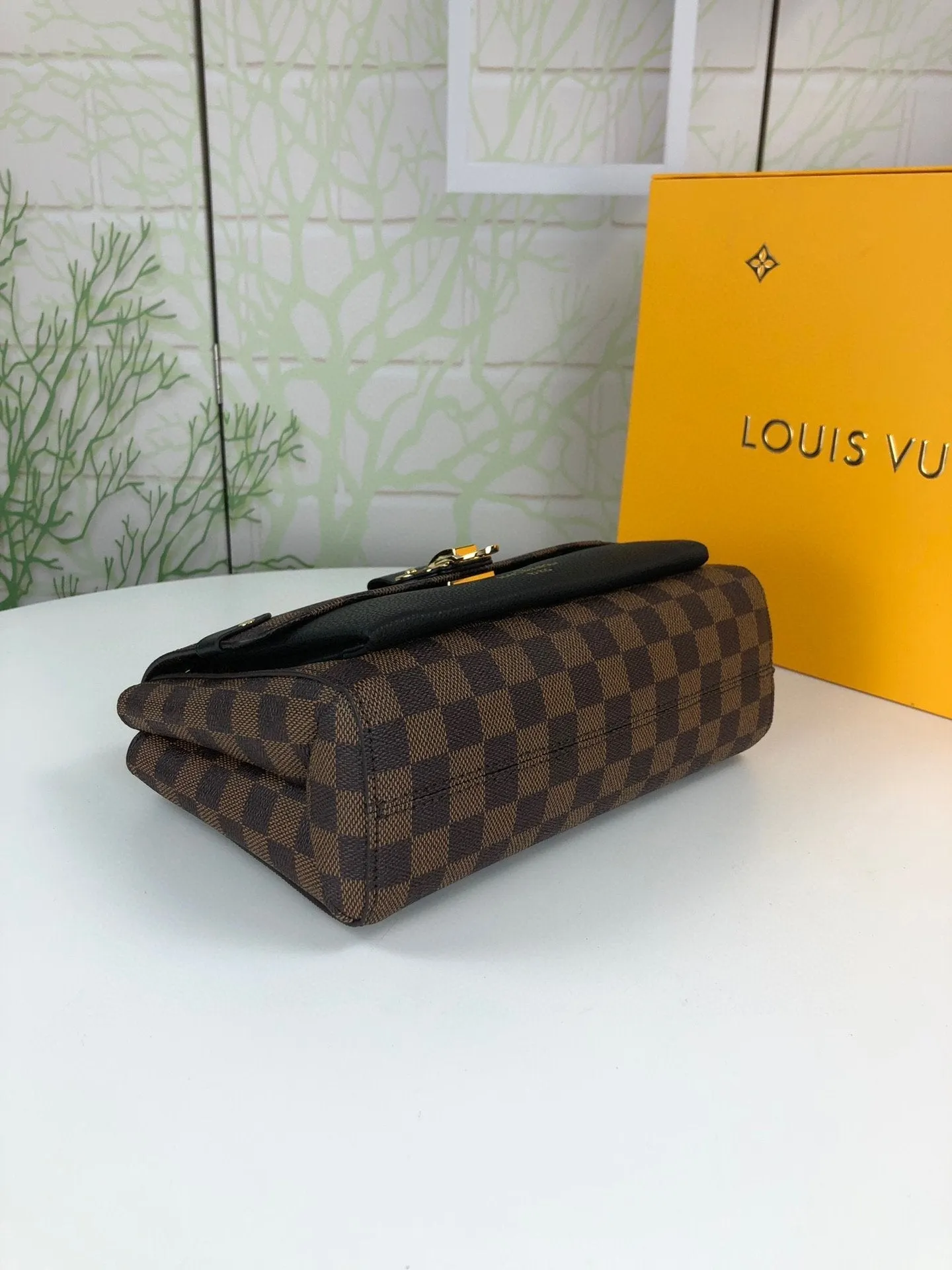 Designer Handbags LN 053