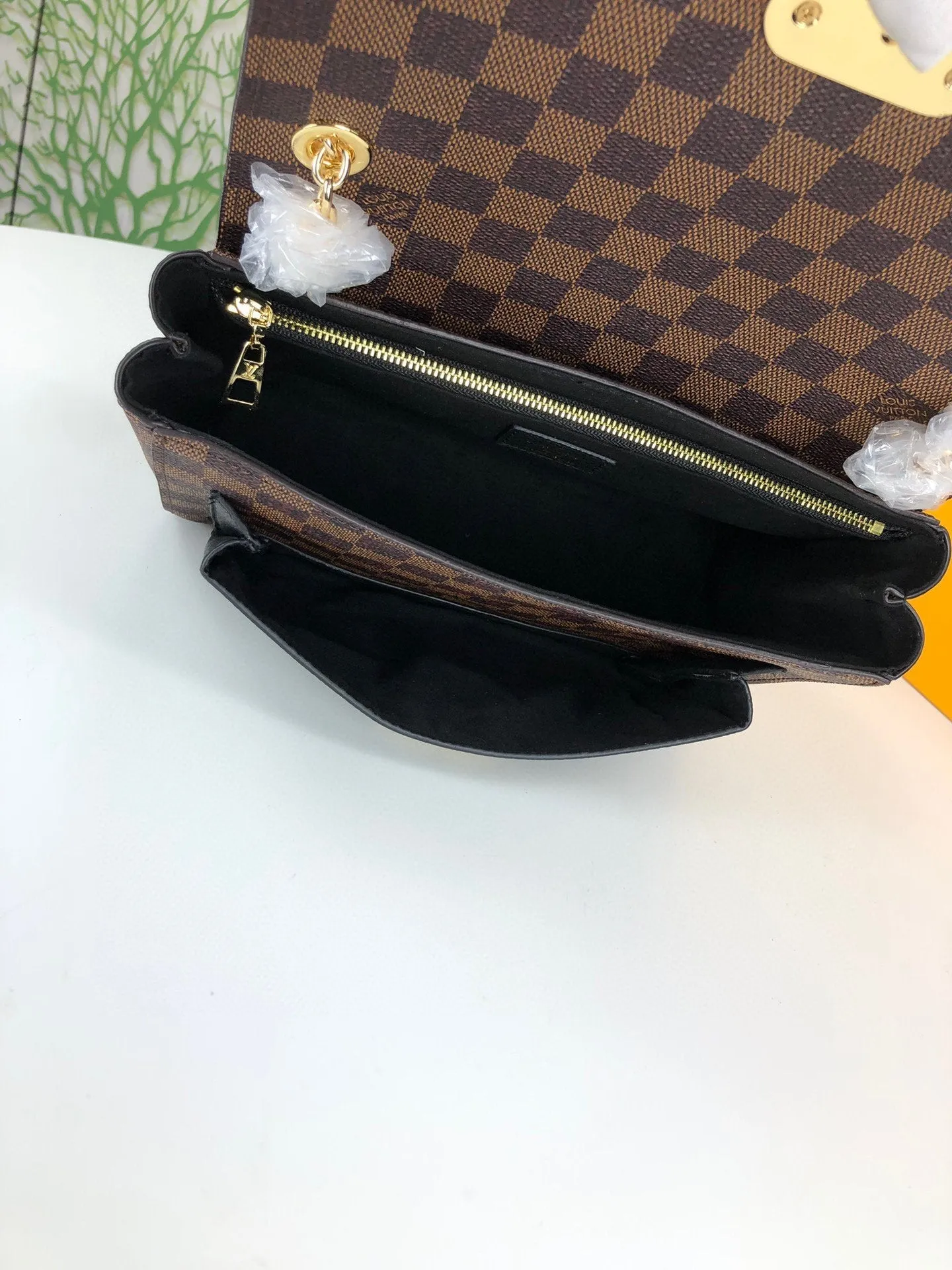 Designer Handbags LN 053