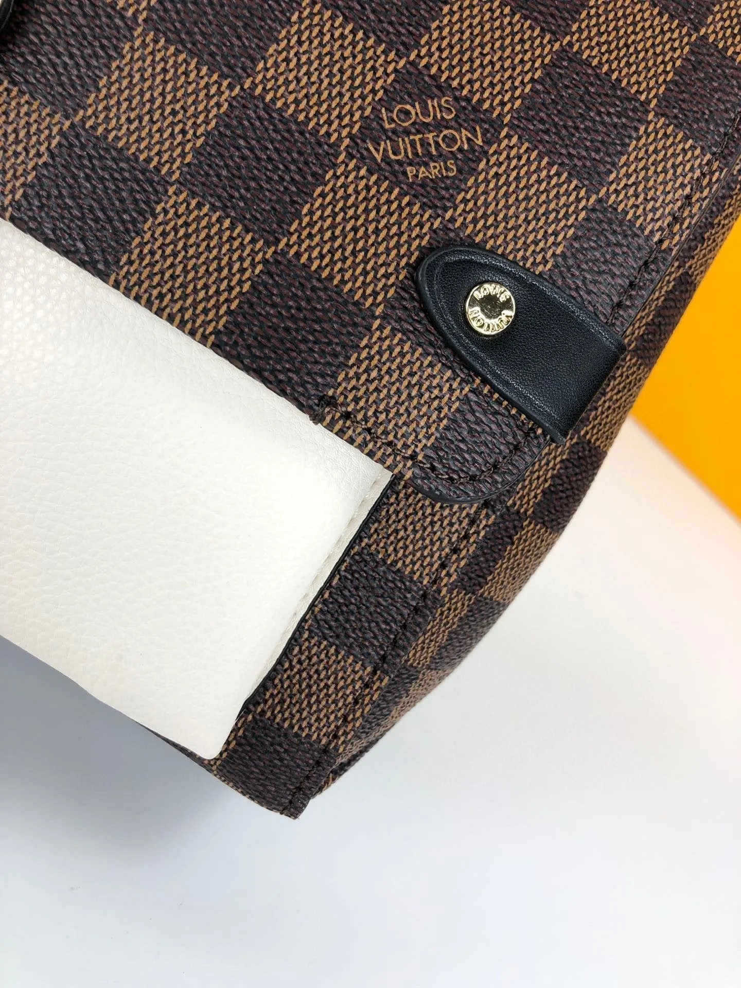 Designer Handbags LN 053