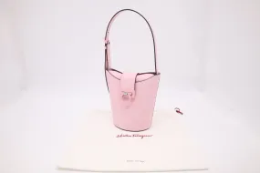 Ferragamo Trifolio Bucket Shoulder Bag in Pink Leather