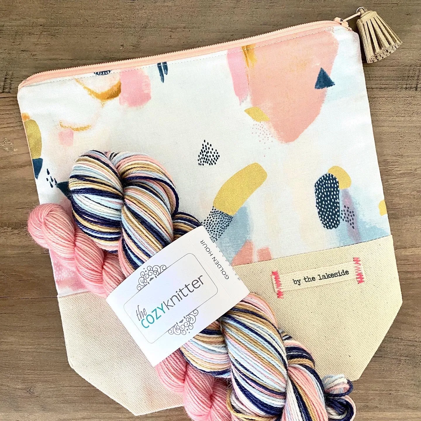GOLDEN HOUR KIT | self-striping yarn and project bag