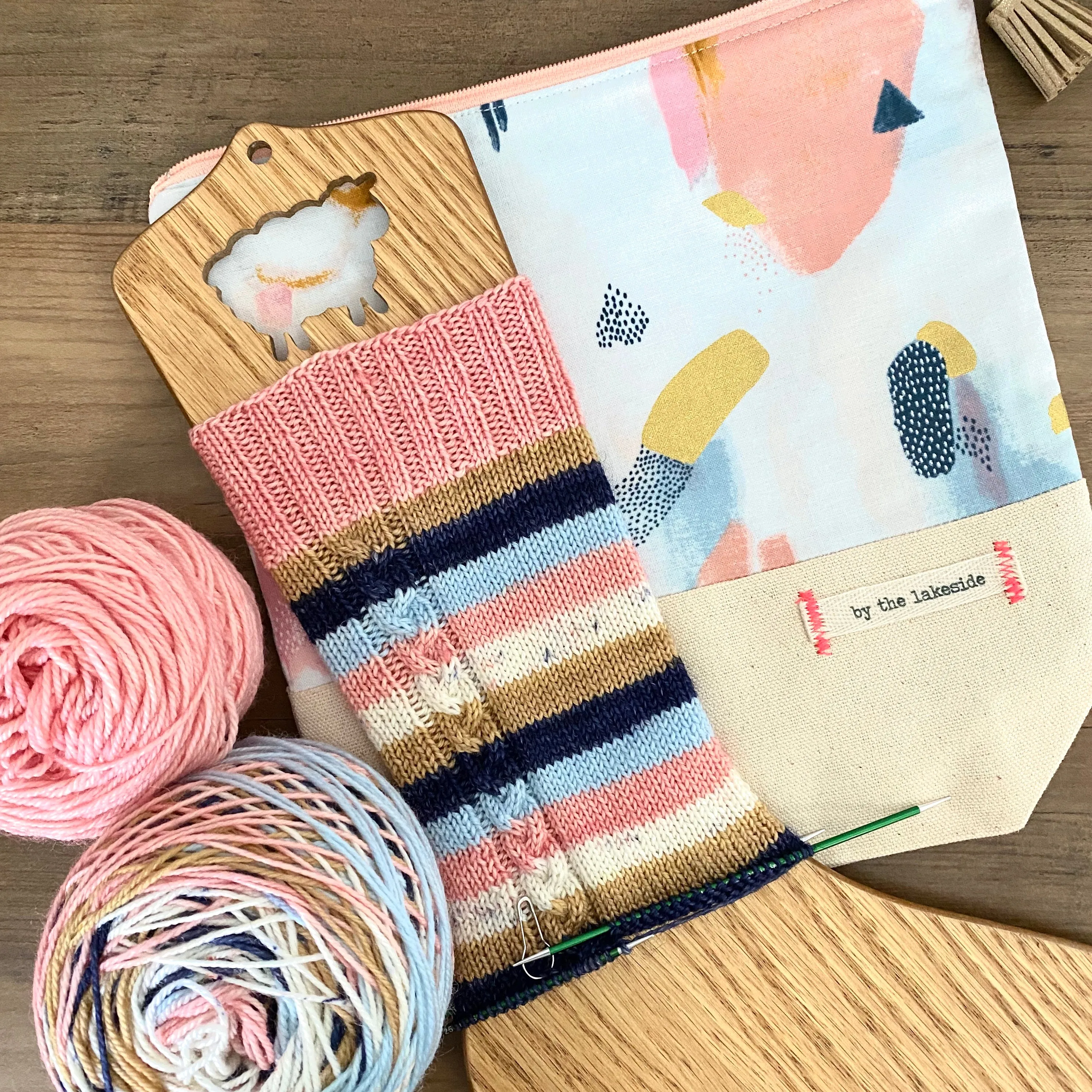 GOLDEN HOUR KIT | self-striping yarn and project bag