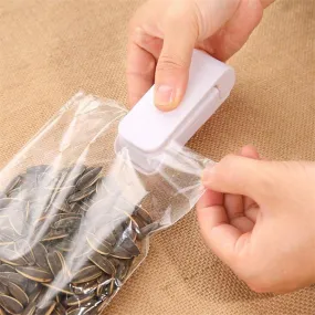 Household Portable food clip mini snack plastic bag sealer to create an airtight seal