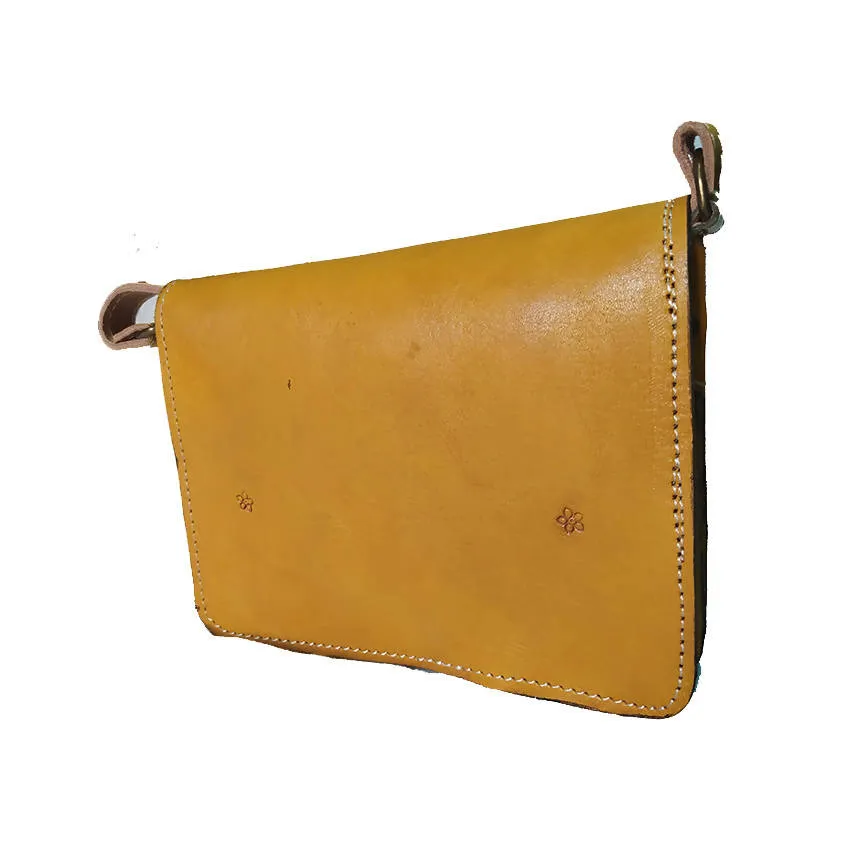 Leather Handbag with Pattern