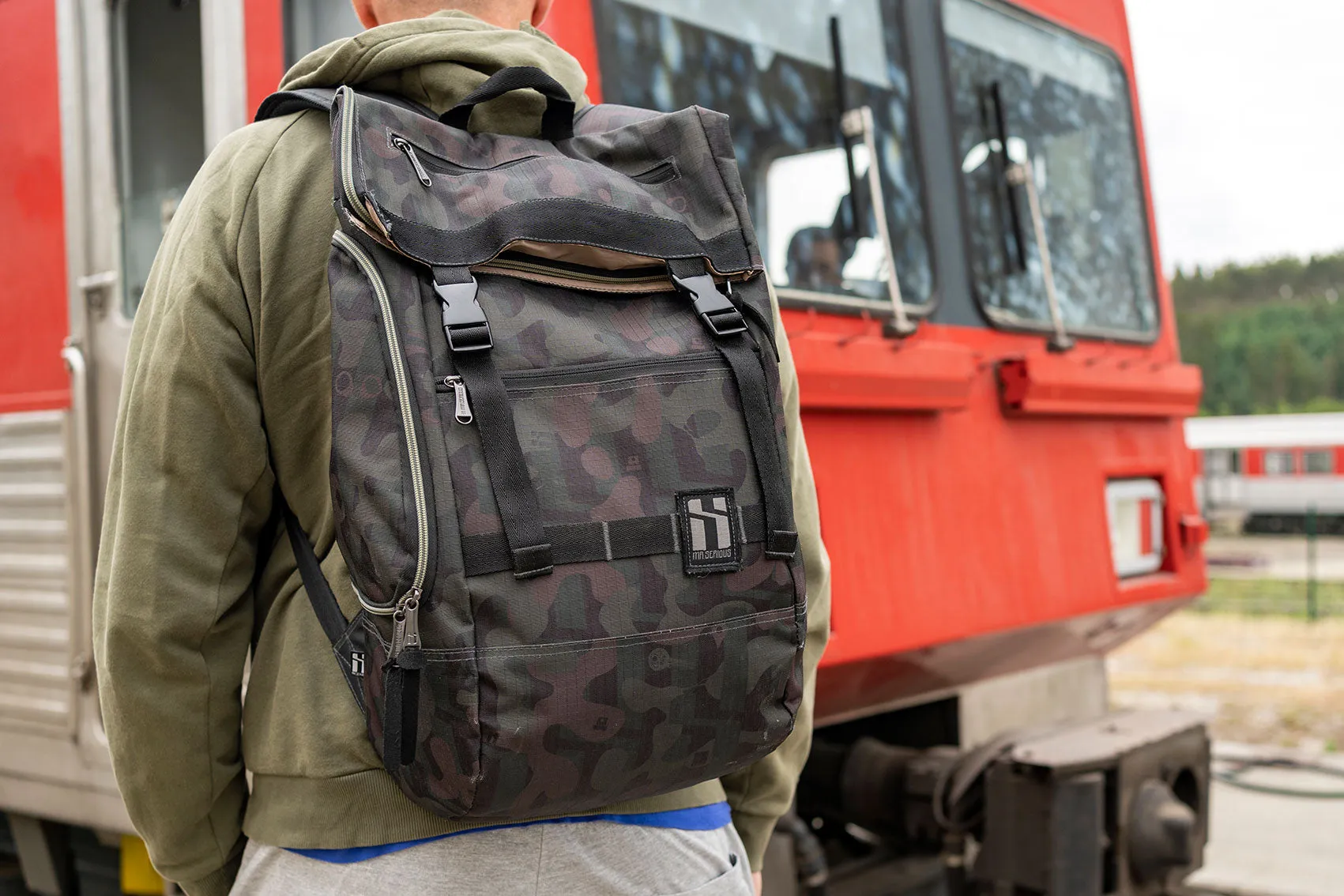 Mr. Serious Wanderer backpack camouflage