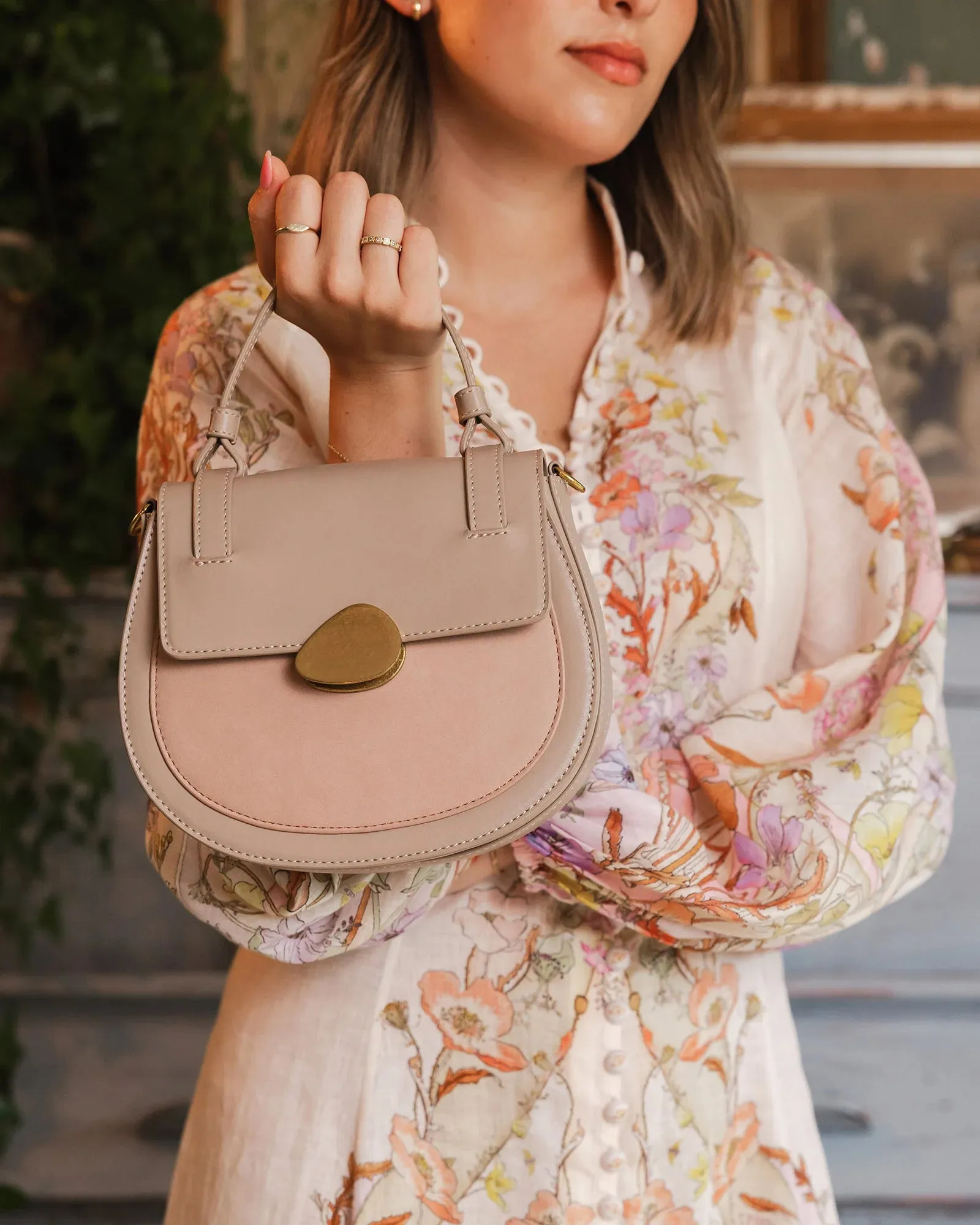OCTAVIA CROSSBODY BAG