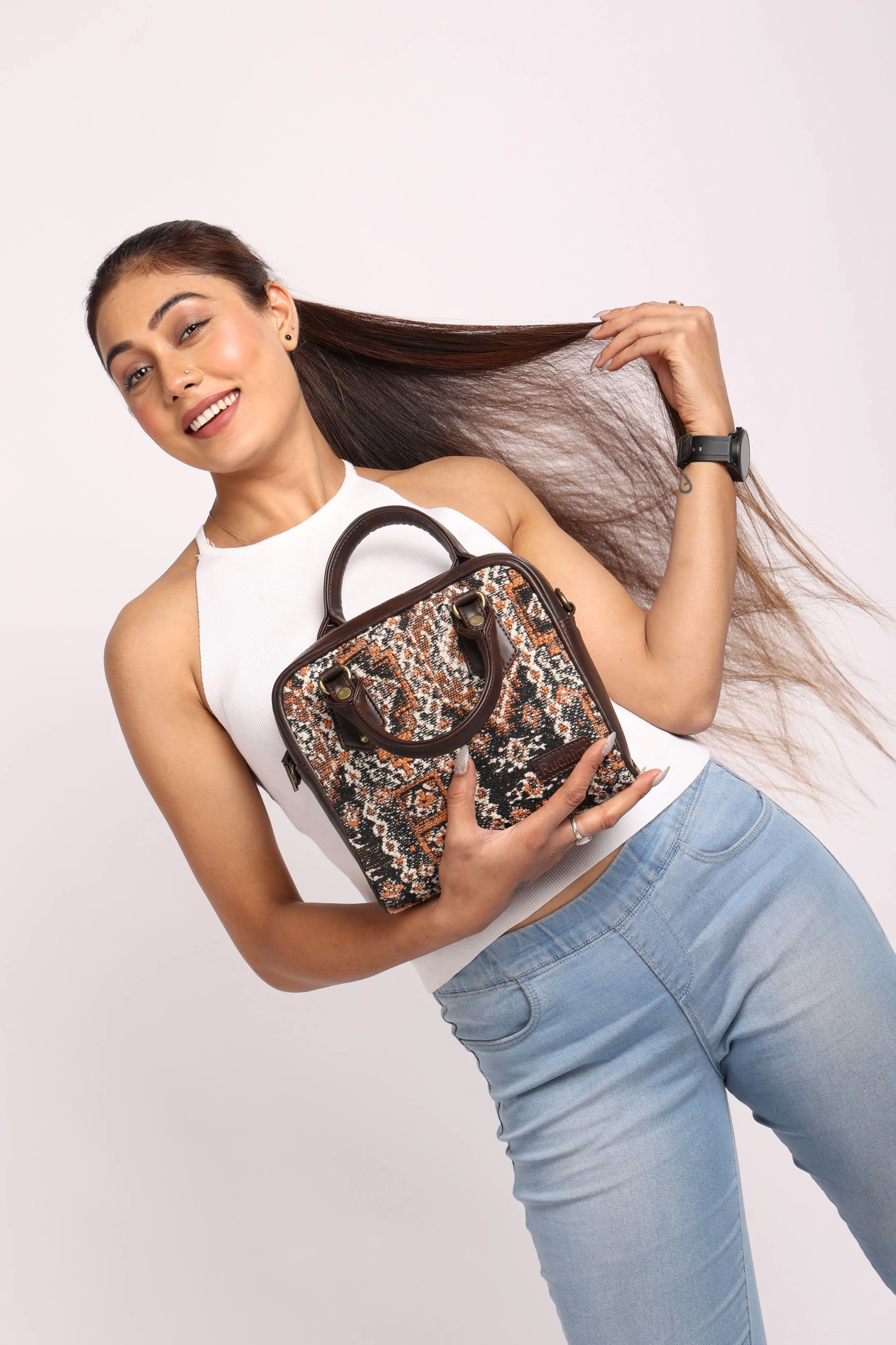 Rudhira Damask Print Satchel bag