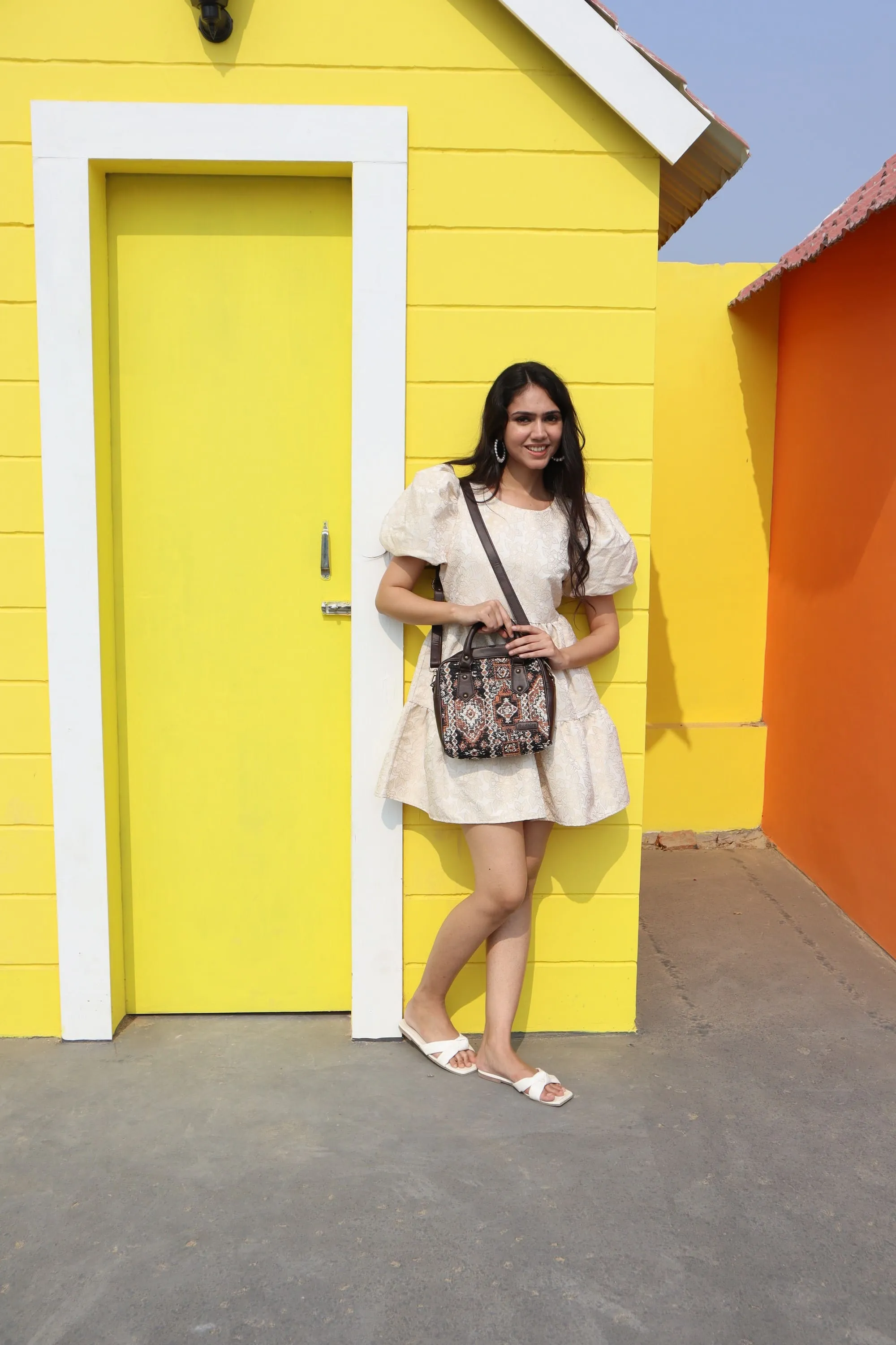 Rudhira Damask Print Satchel bag