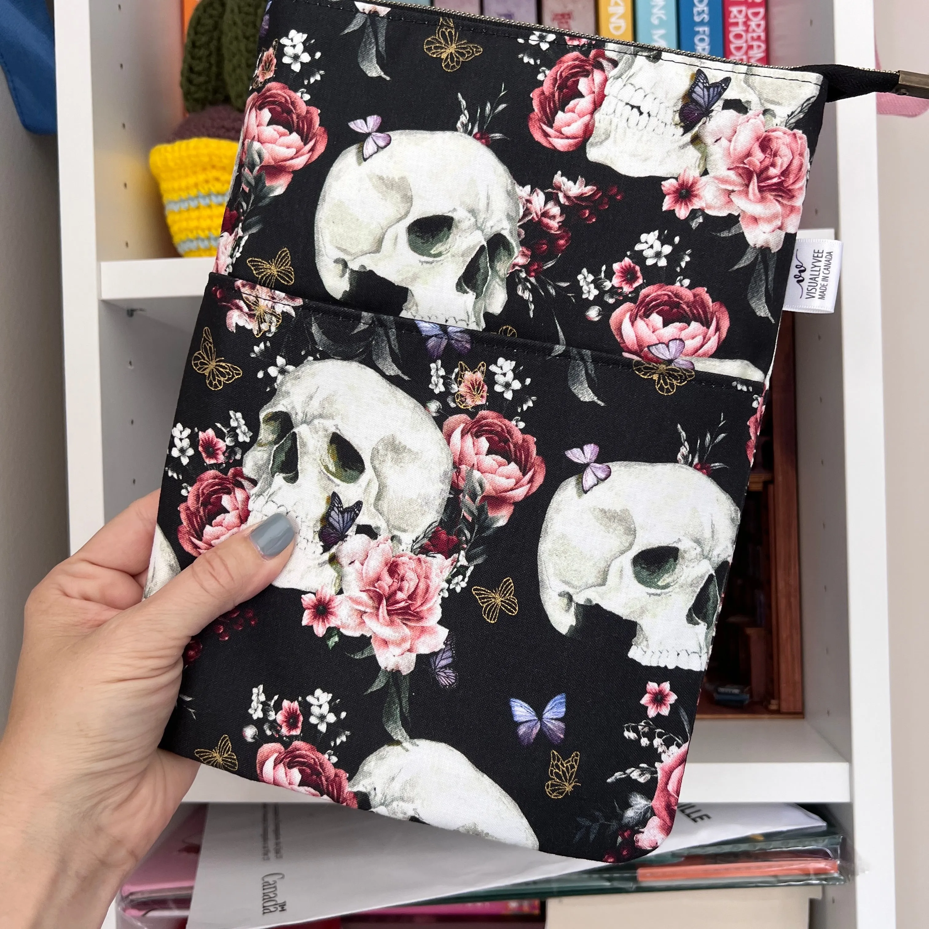 Skulls & Roses -  Zippered Book Sleeve