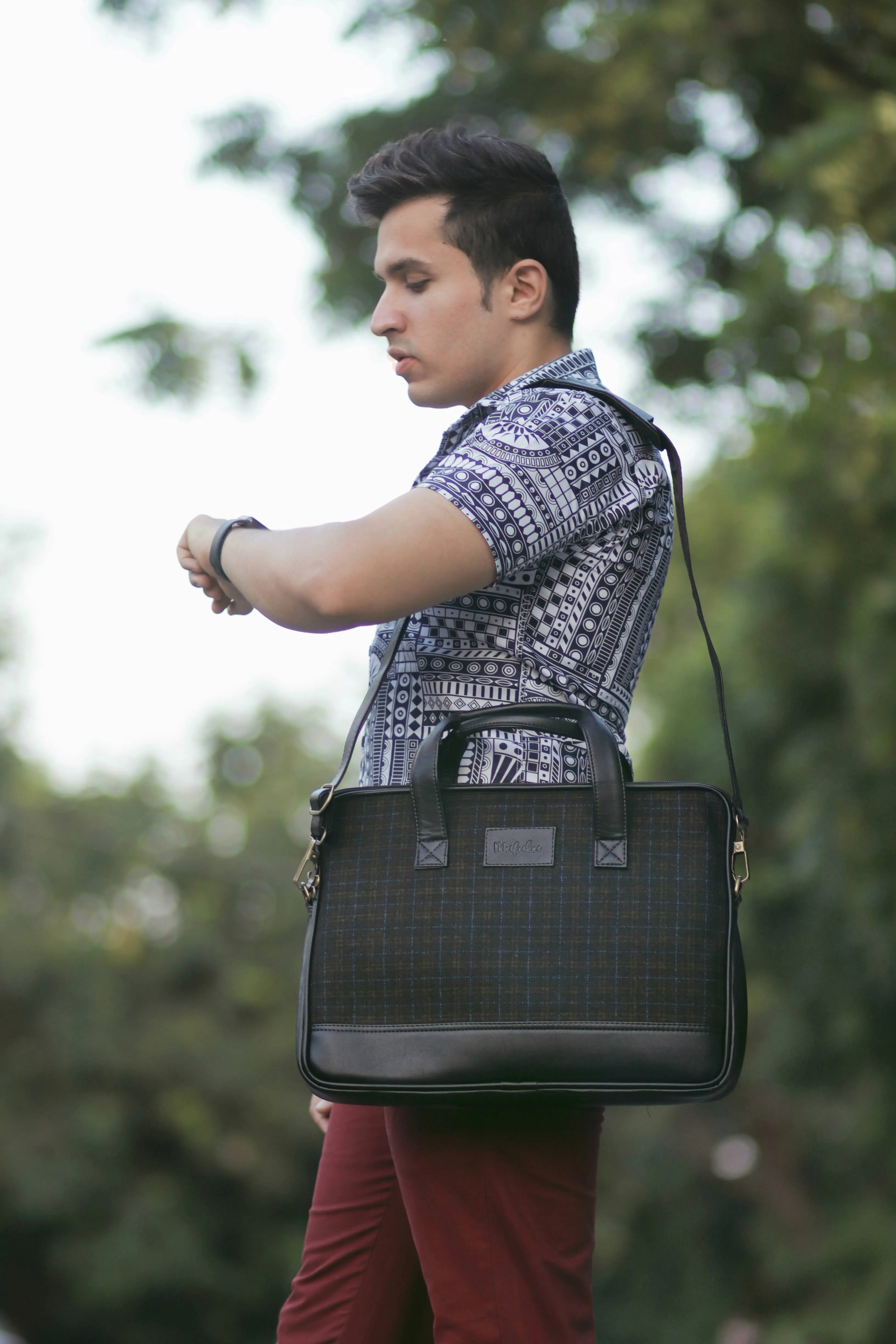 Vegan and Tweed Laptop Messenger Bag - Beige Retro Checks